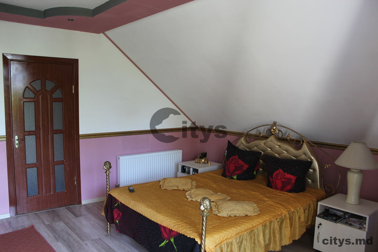 Casă cu 2 nivele, 170m², Revaca, Centru, str. Stefan cel Mare photo 1