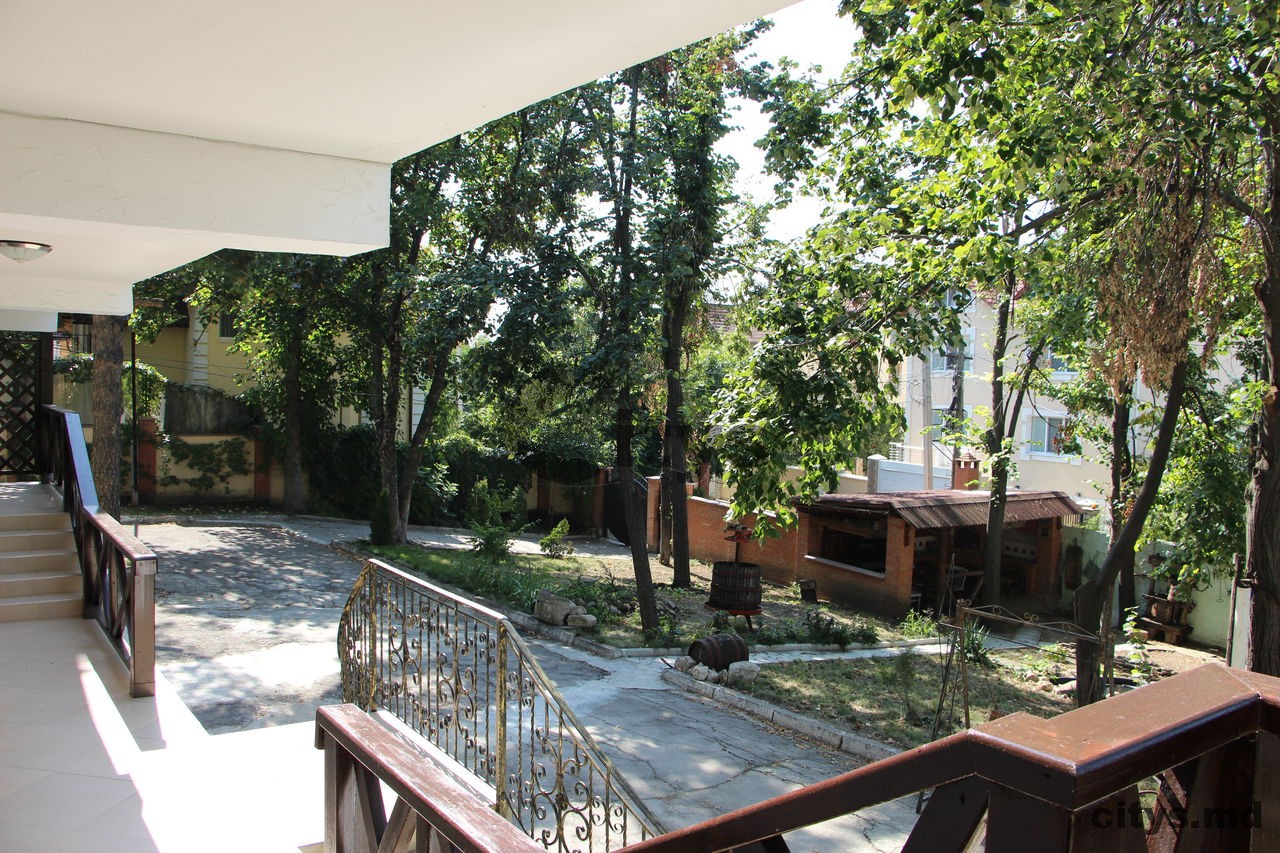 Chirie-Casă cu 3 nivele, 280m², Moldova, municipiul Chișinău, Codru, Costiujeni photo 2
