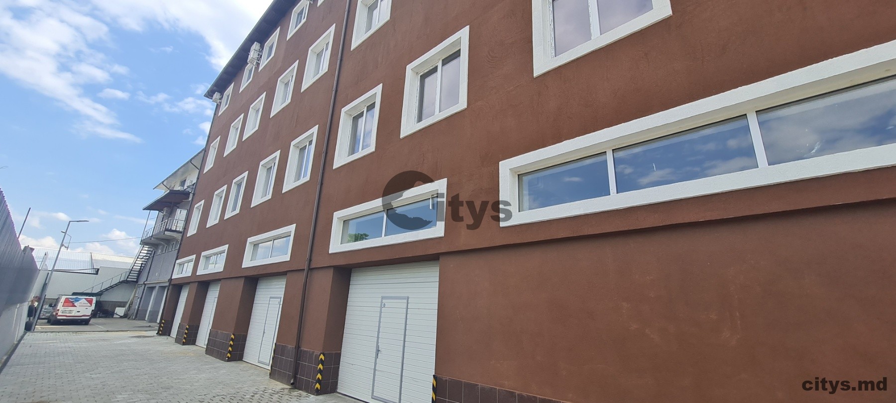 Chirie-Producere, 400m², Chișinău, strada Bariera Sculeni photo 0