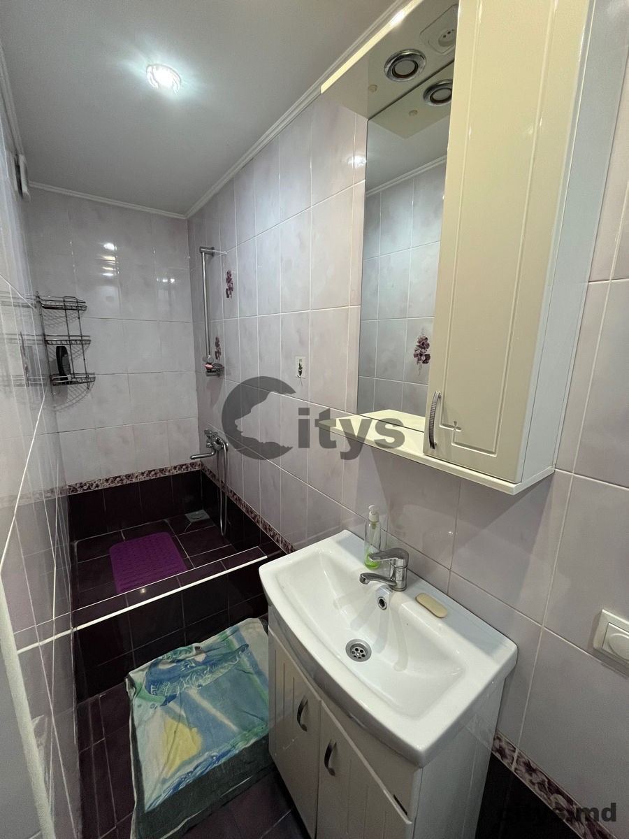 Chirie-Apartament cu 2 camere, 40m², Chișinău, Centru, str. Vlaicu Pârcălab photo 6