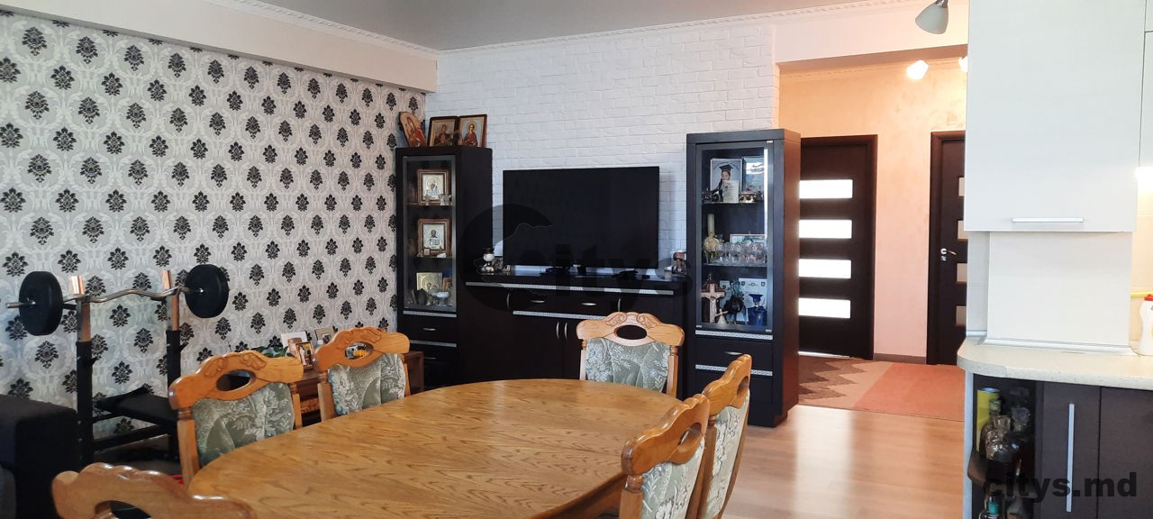 Apartament cu 3 camere, 82m², Chișinău, Durlești, str-la Codrilor photo 0