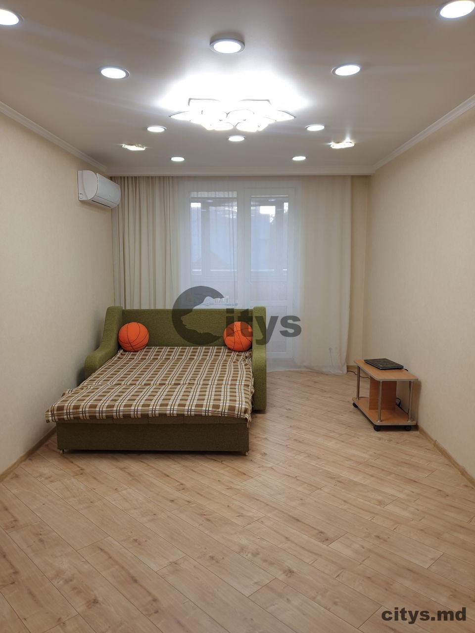 Chirie-2-х комнатная квартира, 63м², Chișinău, Telecentru, str. Lăpușnei photo 0