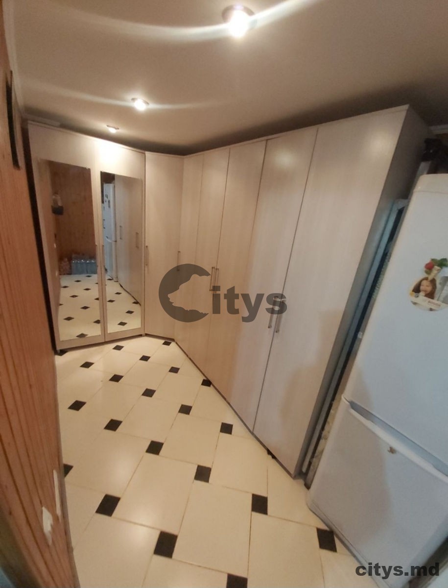 Apartament cu 2 camere, 75m², Chișinău, Poșta Veche, str. Vasile Badiu photo 5