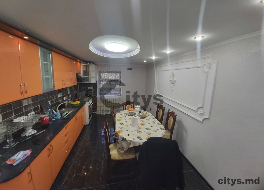 Apartament cu 2 camere, 75m², Chișinău, Poșta Veche, str. Vasile Badiu photo 4