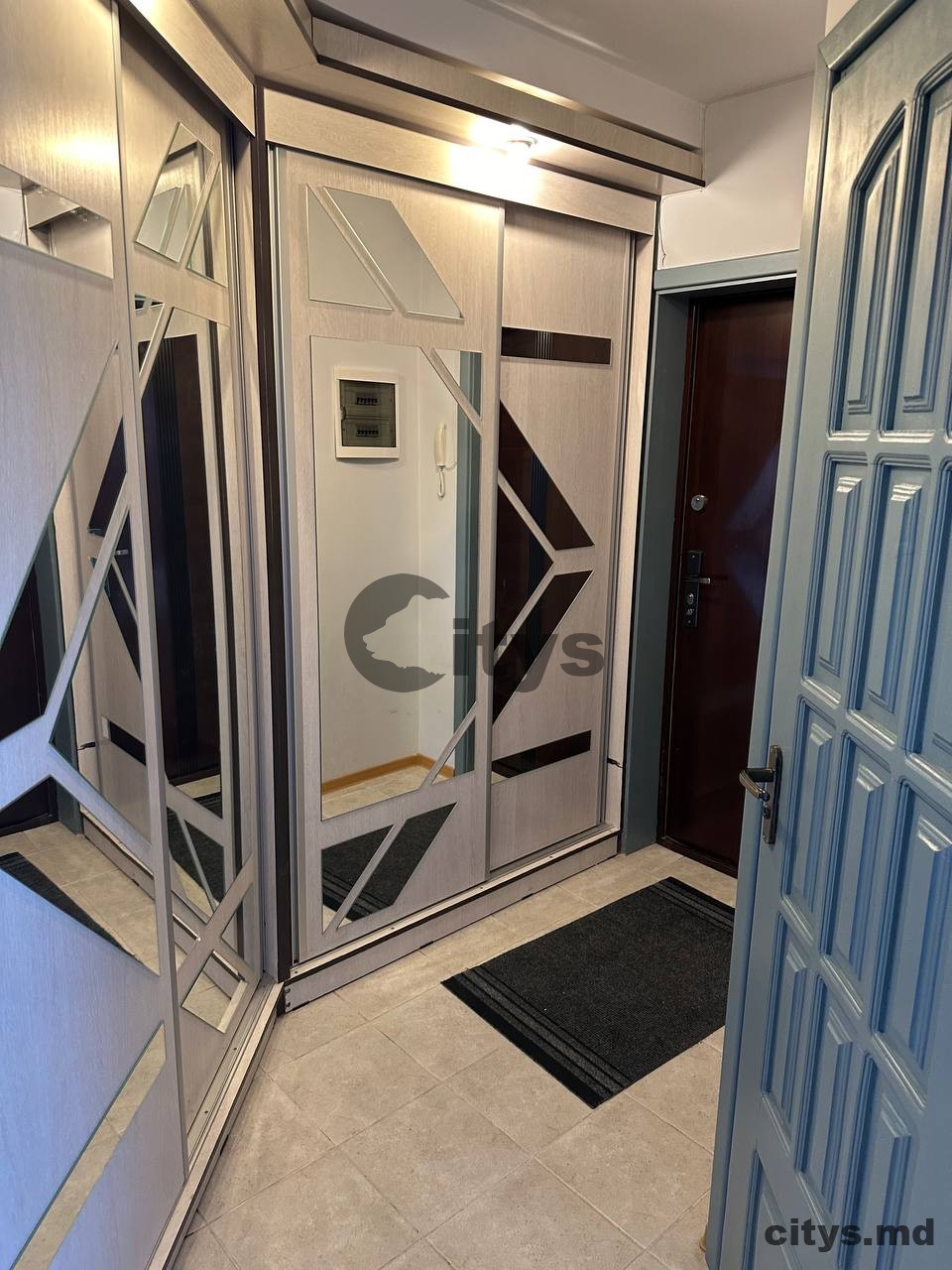 Chirie-Apartament cu 3 camere, 60m², улица Траян photo 5