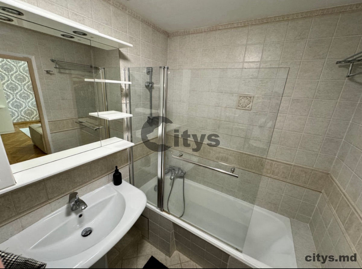 Chirie-Apartament cu 1 cameră, 65m², Chișinău, Râșcani, str. Miron Costin photo 2