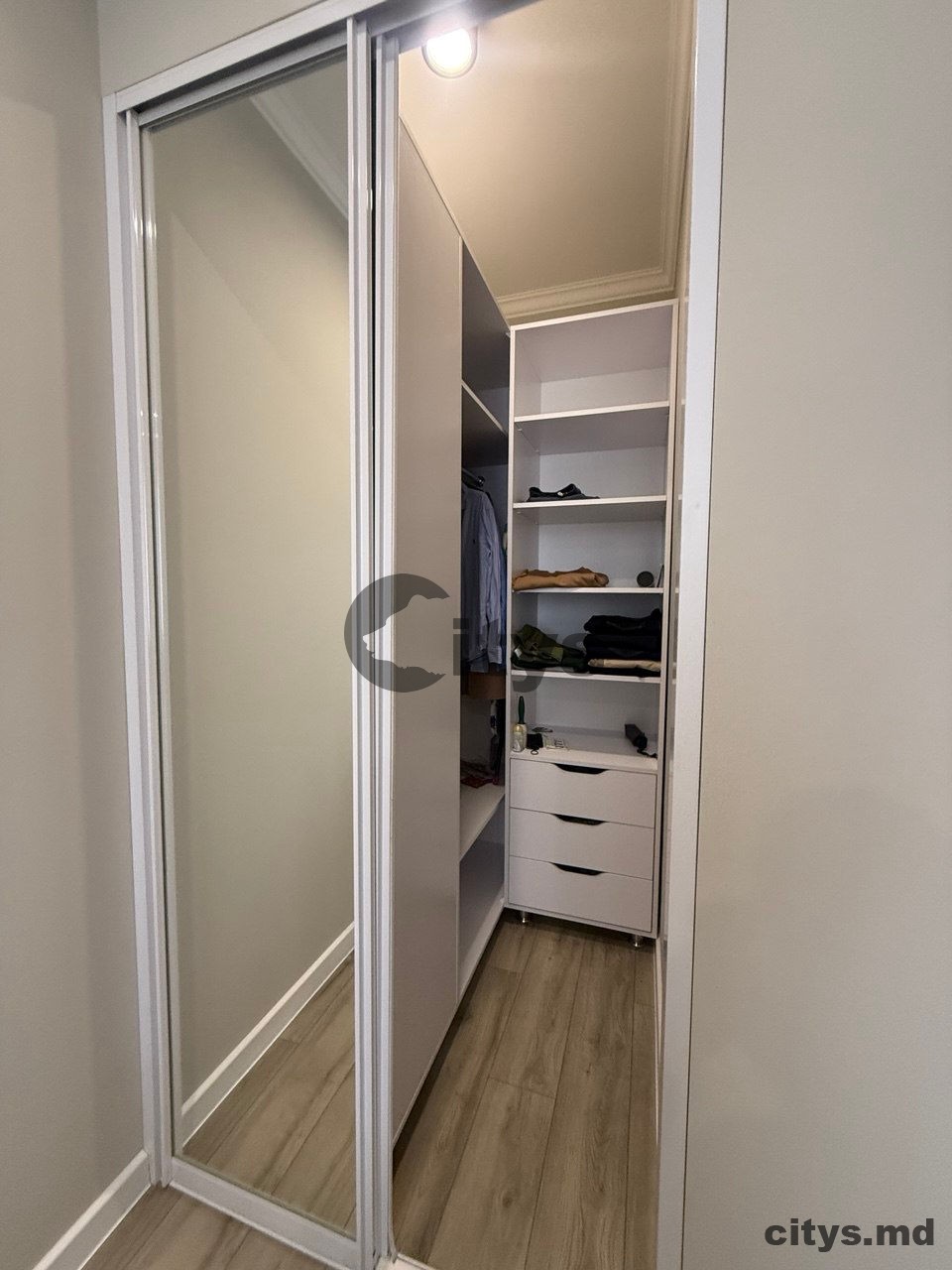 Apartament cu 1 cameră, 45m², Chișinău, Buiucani, str. Ion Buzdugan photo 3