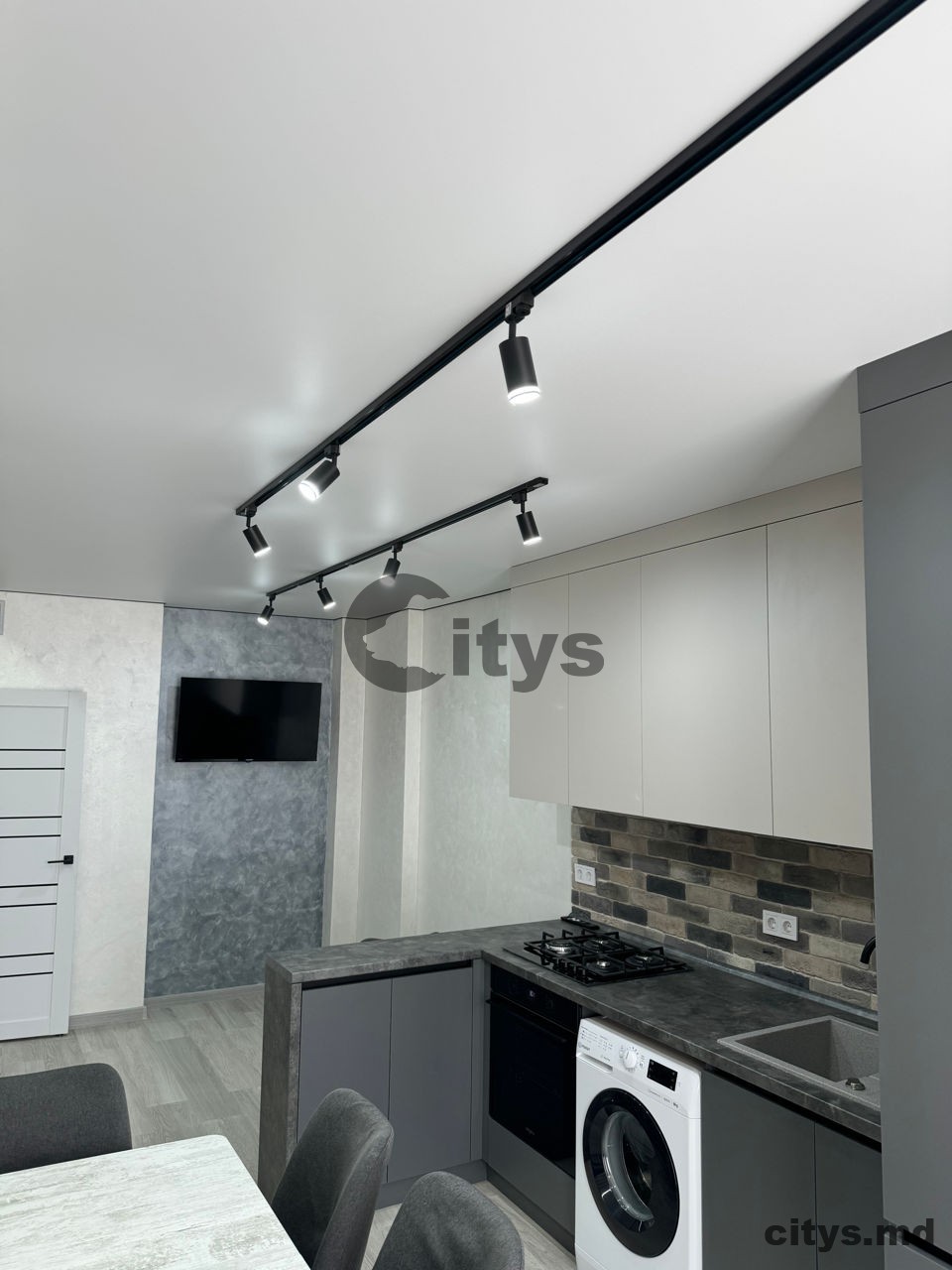 Chirie-Apartament cu 1 cameră, 50m², Chișinău, Buiucani, str. Ioana Radu photo 1