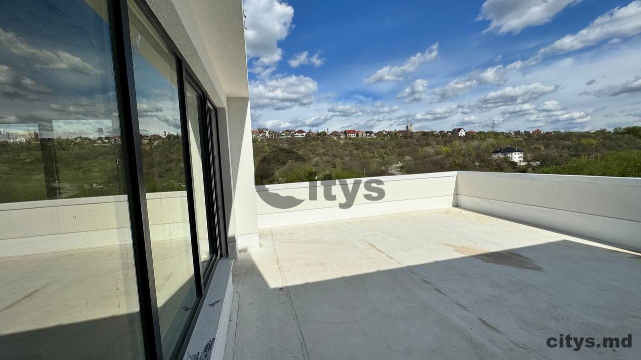 Duplex - Townhouse cu 3 nivele, 188m², Str. Schinoasa Vale photo 0