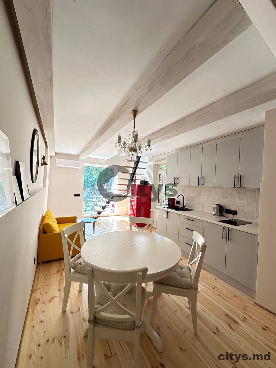 Duplex - Townhouse 78m², Vadul lui Vodă, Periferie, str. Stejarilor photo 3
