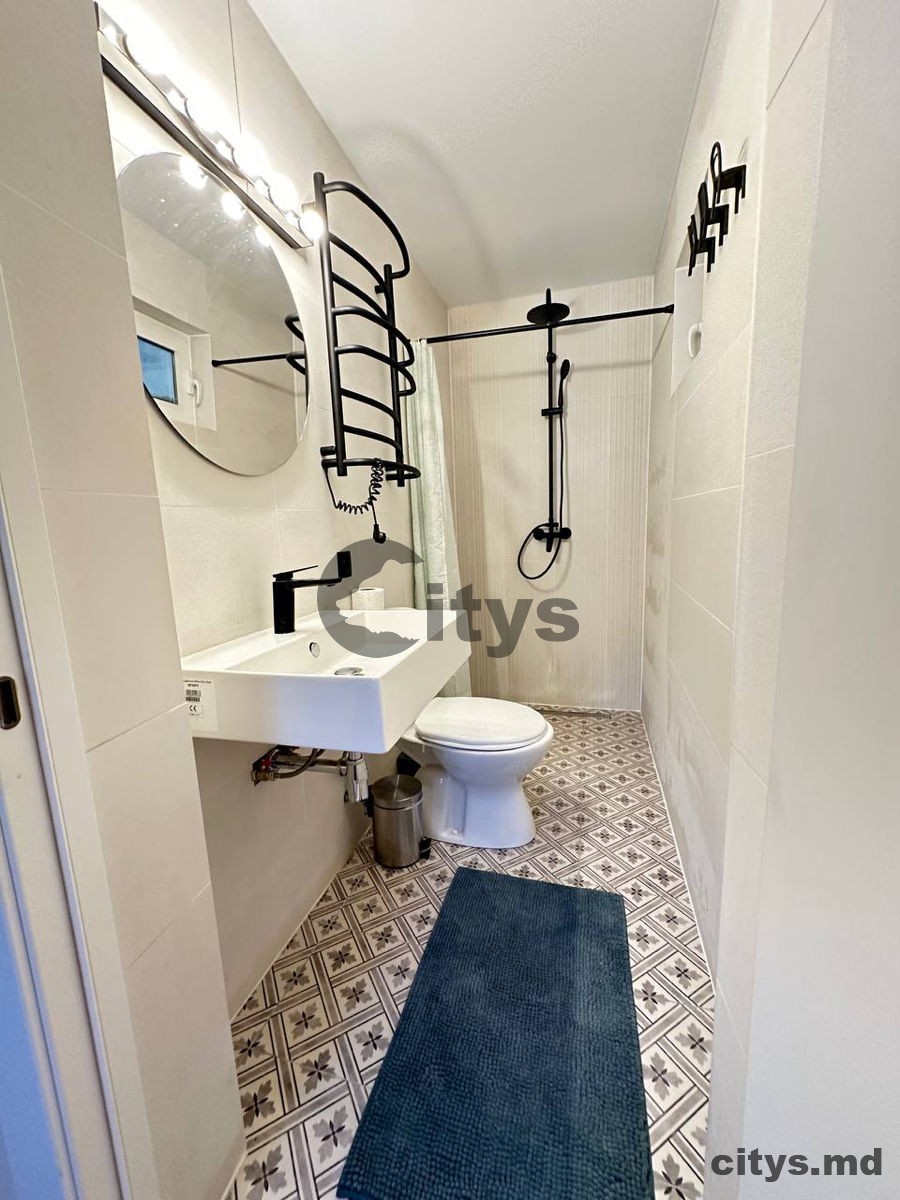 Duplex - Townhouse 78m², Vadul lui Vodă, Periferie, str. Stejarilor photo 2