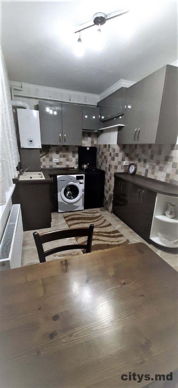 Apartament cu 1 cameră, 42m², Chișinău, Centru, str. Tecuci photo 2