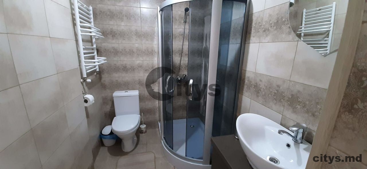 Apartament cu 1 cameră, 42m², Chișinău, Centru, str. Tecuci photo 3