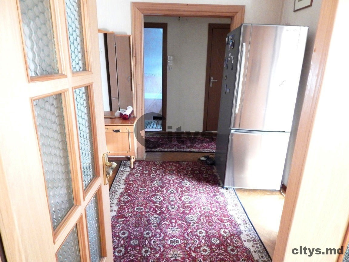 Apartament cu 2 camere, 55m², Chișinău, Ciocana, bd. Mircea cel Bătrân photo 0