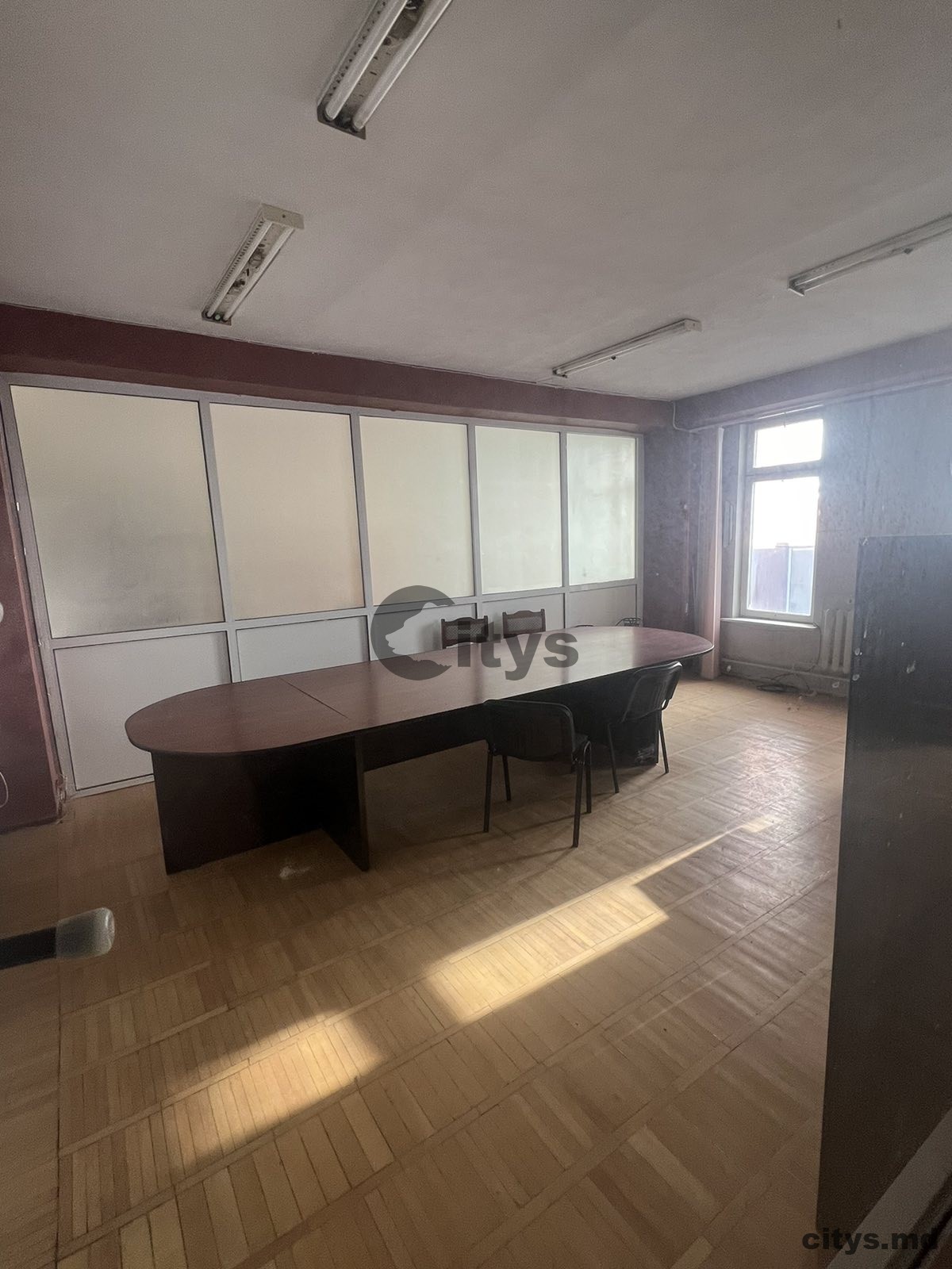 Chirie-Universal, 300m², Михаил Садовяну photo 0