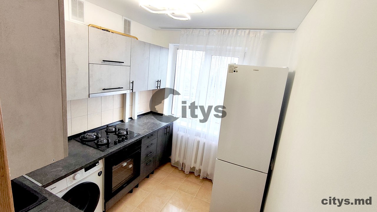 Apartament cu 2 camere, 50m², Traian photo 2