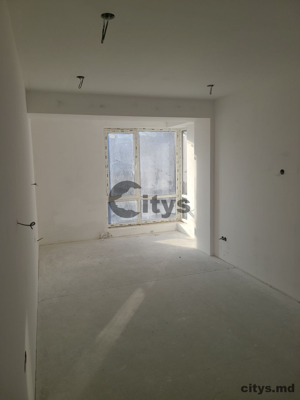 Apartament cu 3 camere, 93m², Chișinău, Sculeni, str. Calea Ieșilor photo 5 - citys.md Apartament cu 3 camere, 93m², Chișinău, Sculeni, str. Calea Ieșilor photo 4