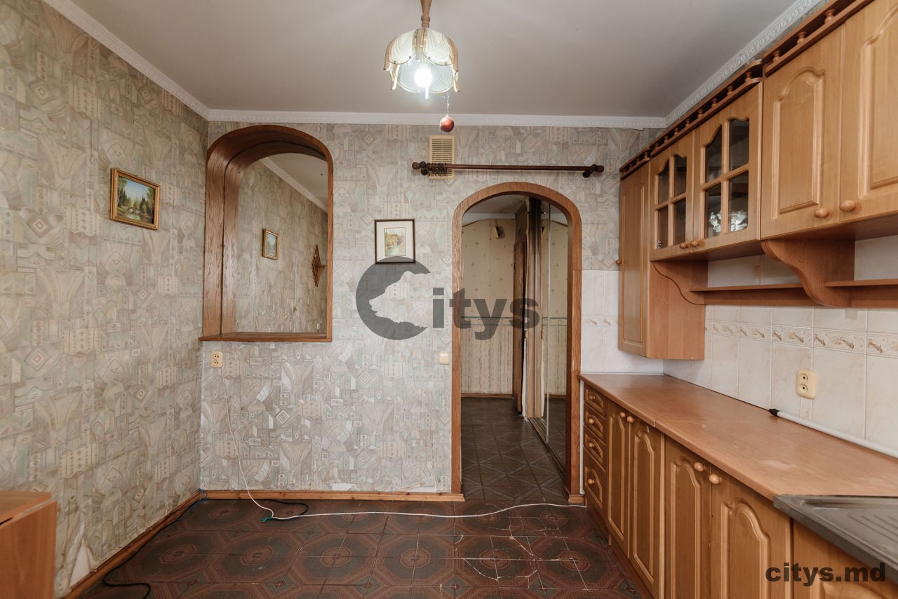 Apartament cu 3 camere, 75m², Chisinau, Buiucani, str. Onisifor Ghibu photo 0