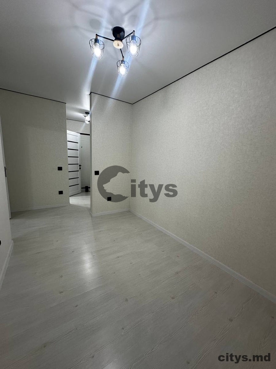 Apartament cu 2 camere, 45m², Nicolae Titulescu photo 3