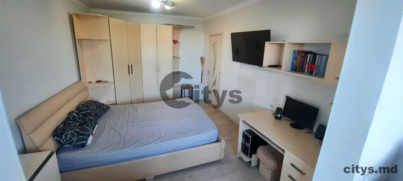 4-х комнатная квартира, 87м², Voluntarilor photo 0