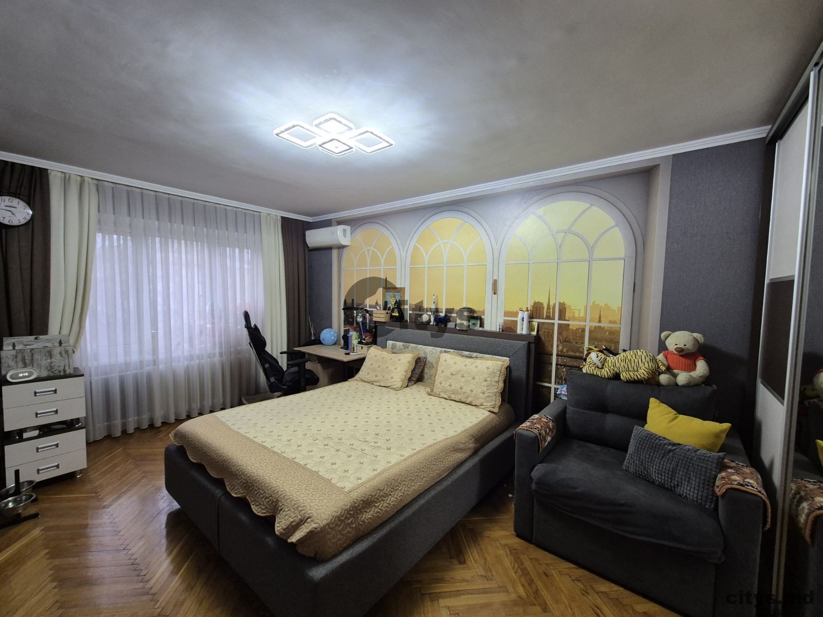 Apartament cu 4 camere, 90m², str. Andrei Doga photo 4