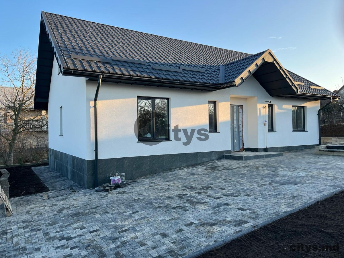 Casă cu un nivel, 150m², Dumbrava photo 1