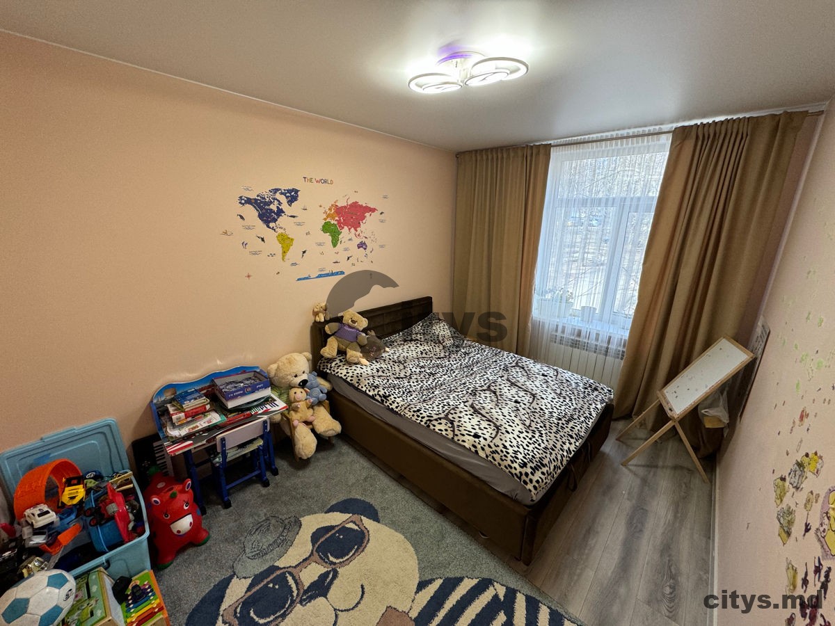 Apartament cu 2 camere, 75m², str.Costiujeni photo 3