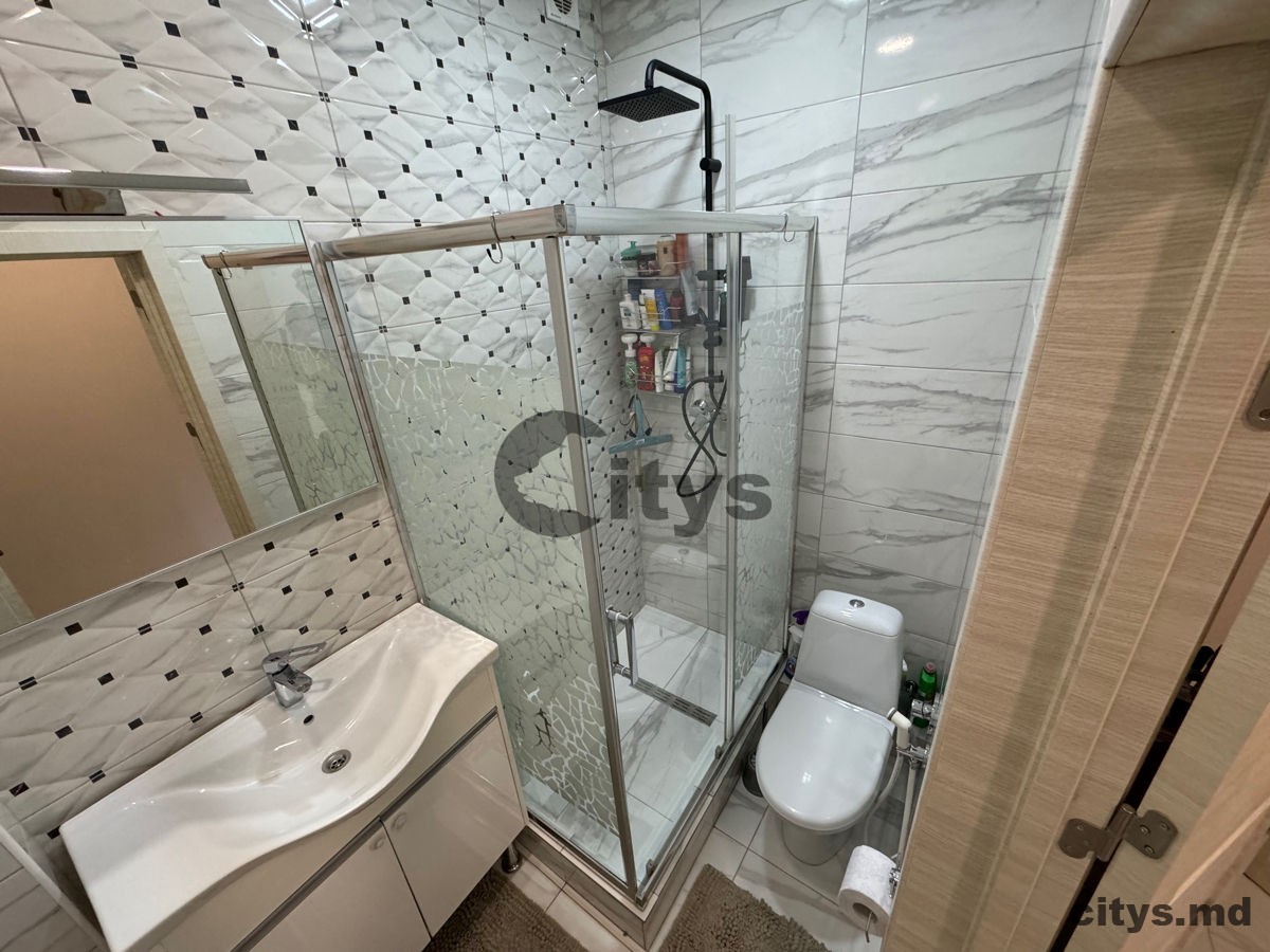Apartament cu 2 camere, 75m², str.Costiujeni photo 8