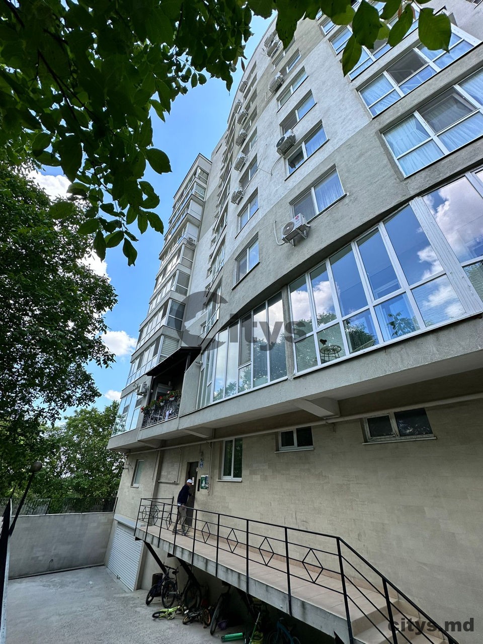 Apartament cu 3 camere, 97m², Chisinau, Durlesti, str-la Codrilor photo 1