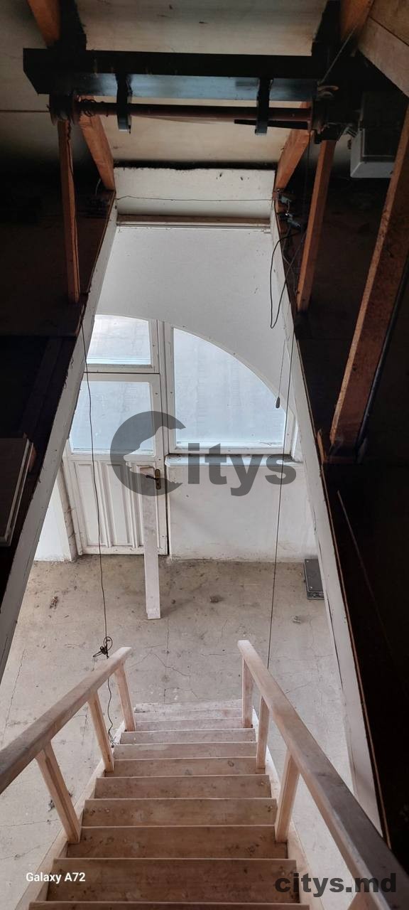 Casă cu 2 nivele, 500m², - photo 5