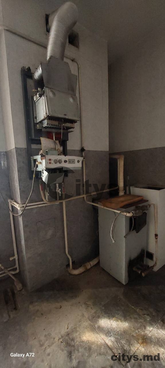 Casă cu 2 nivele, 500m², - photo 23