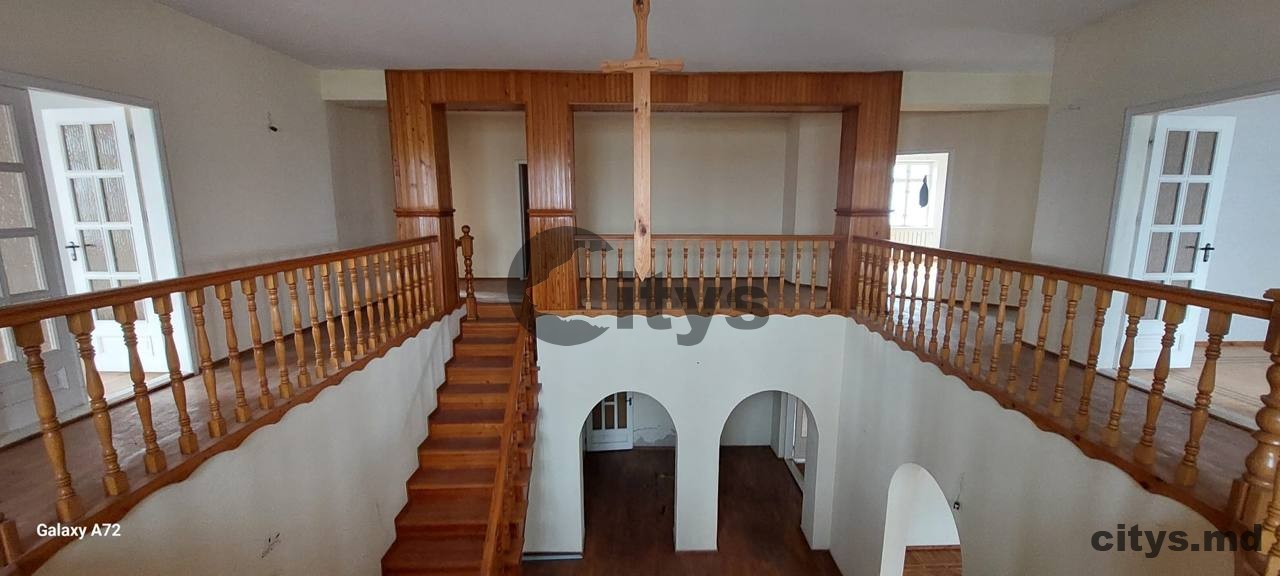 Casă cu 2 nivele, 500m², - photo 11