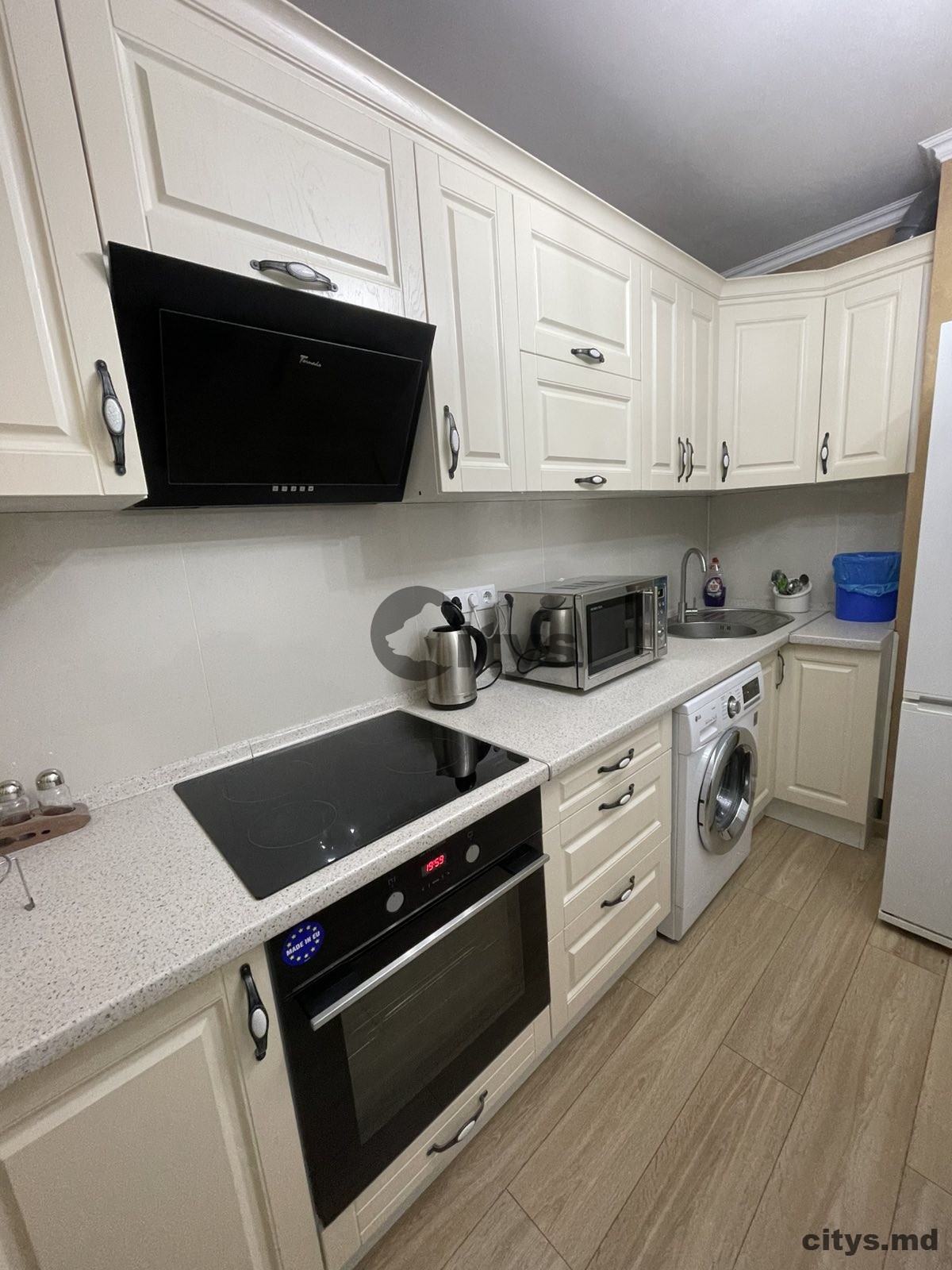 Chirie-Apartament cu 1 cameră, 40m², bd.Moscova photo 0