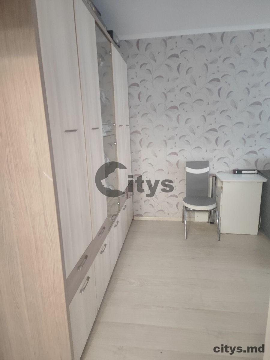 Apartament cu 2 camere, 53m², Traian photo 3