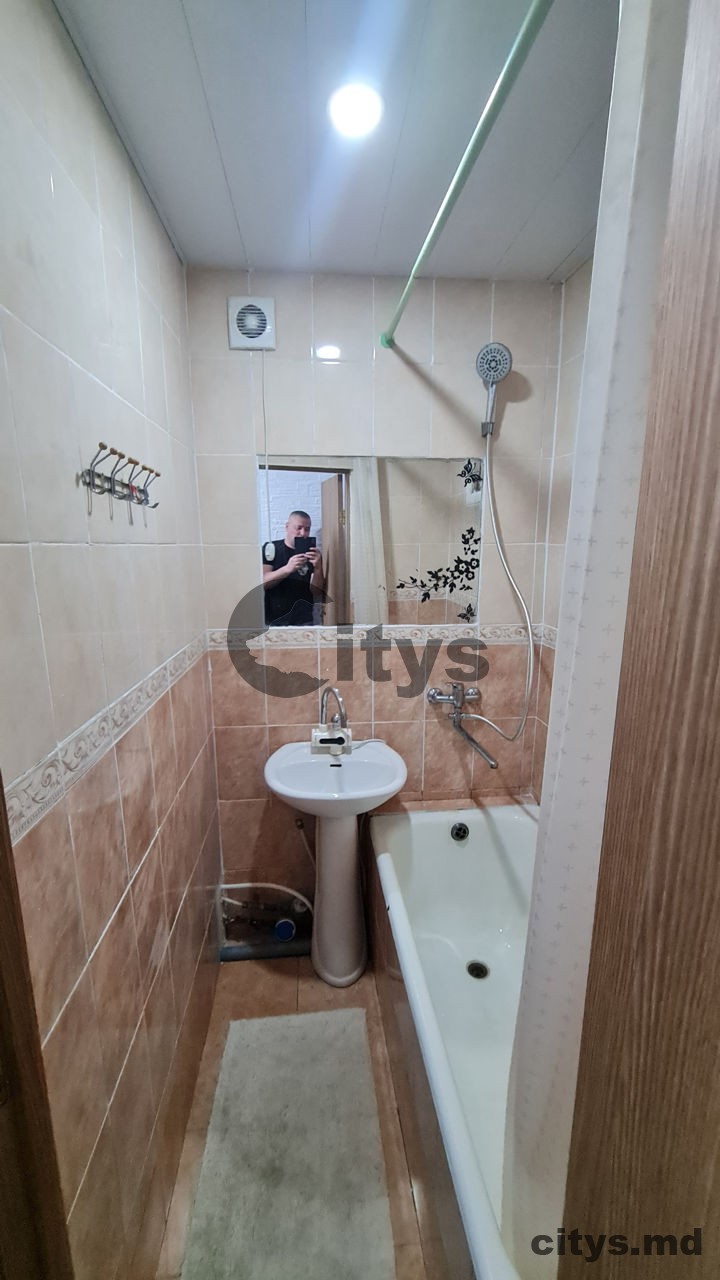 Apartament cu 2 camere, 44m², Bulevardul Moscovei photo 1