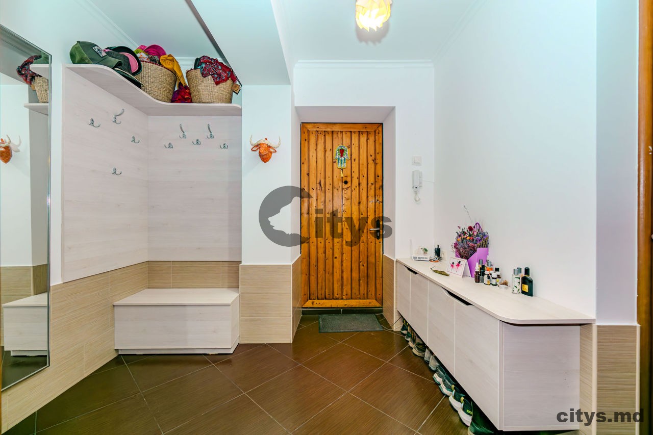 Apartament cu 2 camere, 74m², str. Iazului photo 3