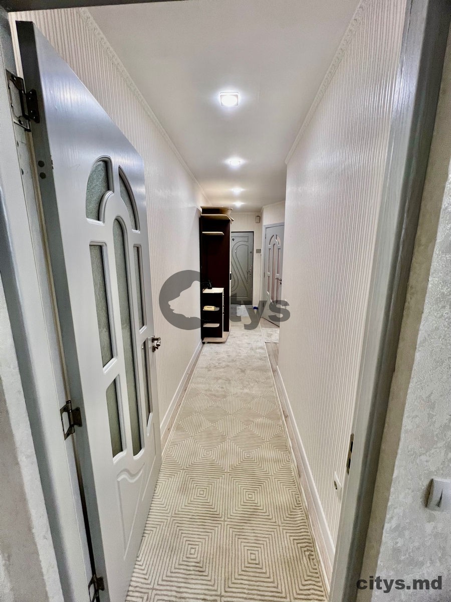 Apartament cu 2 camere, 50m², str. Trandafirilor photo 6
