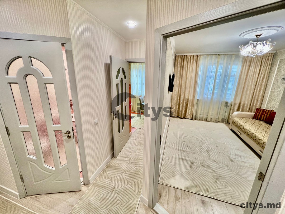 Apartament cu 2 camere, 50m², str. Trandafirilor photo 3
