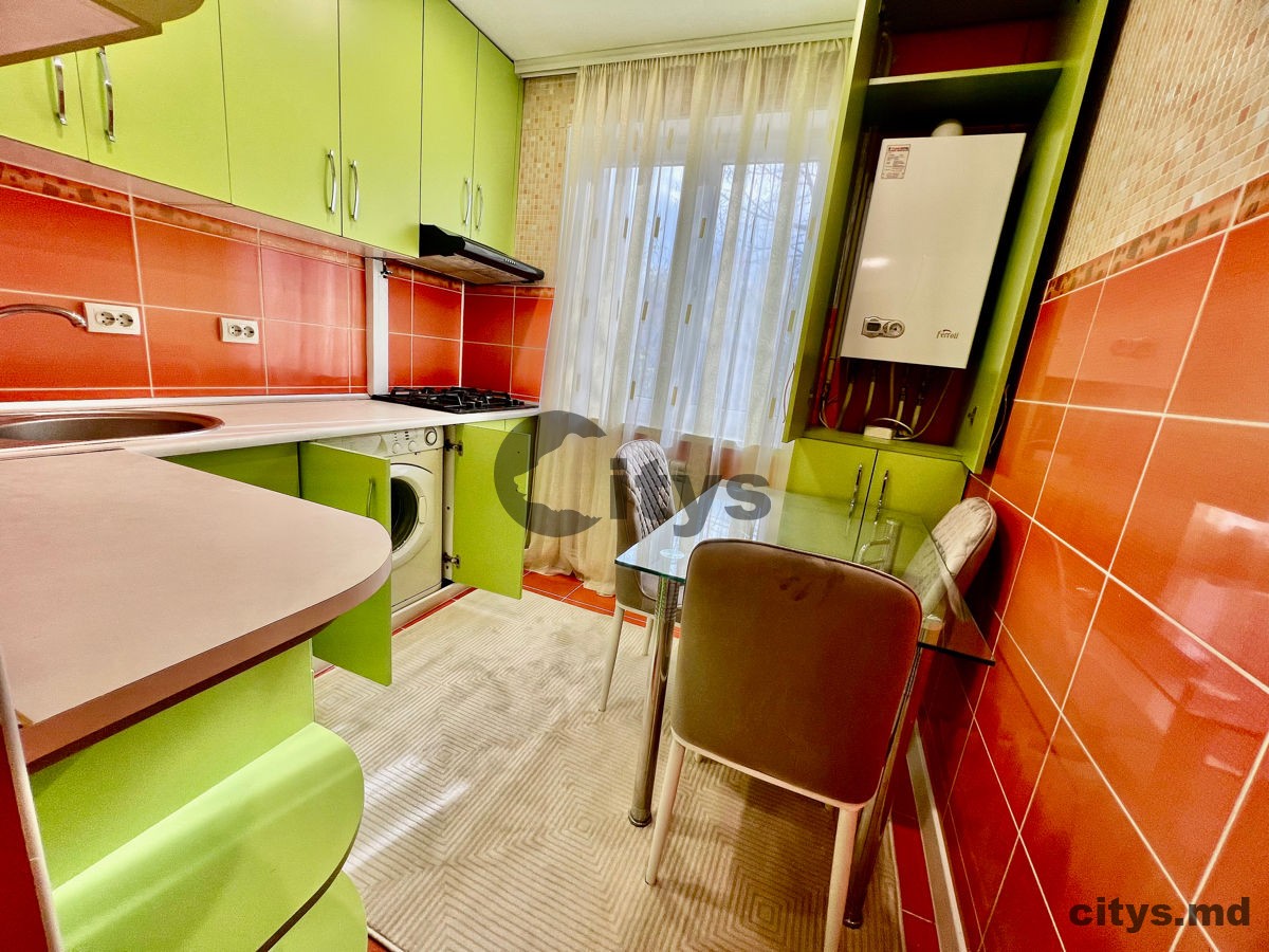 Apartament cu 2 camere, 50m², str. Trandafirilor photo 1