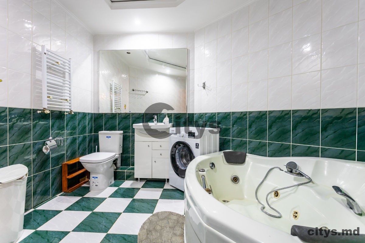Apartament cu 2 camere, 60m², Мирча чел Бэтран photo 4