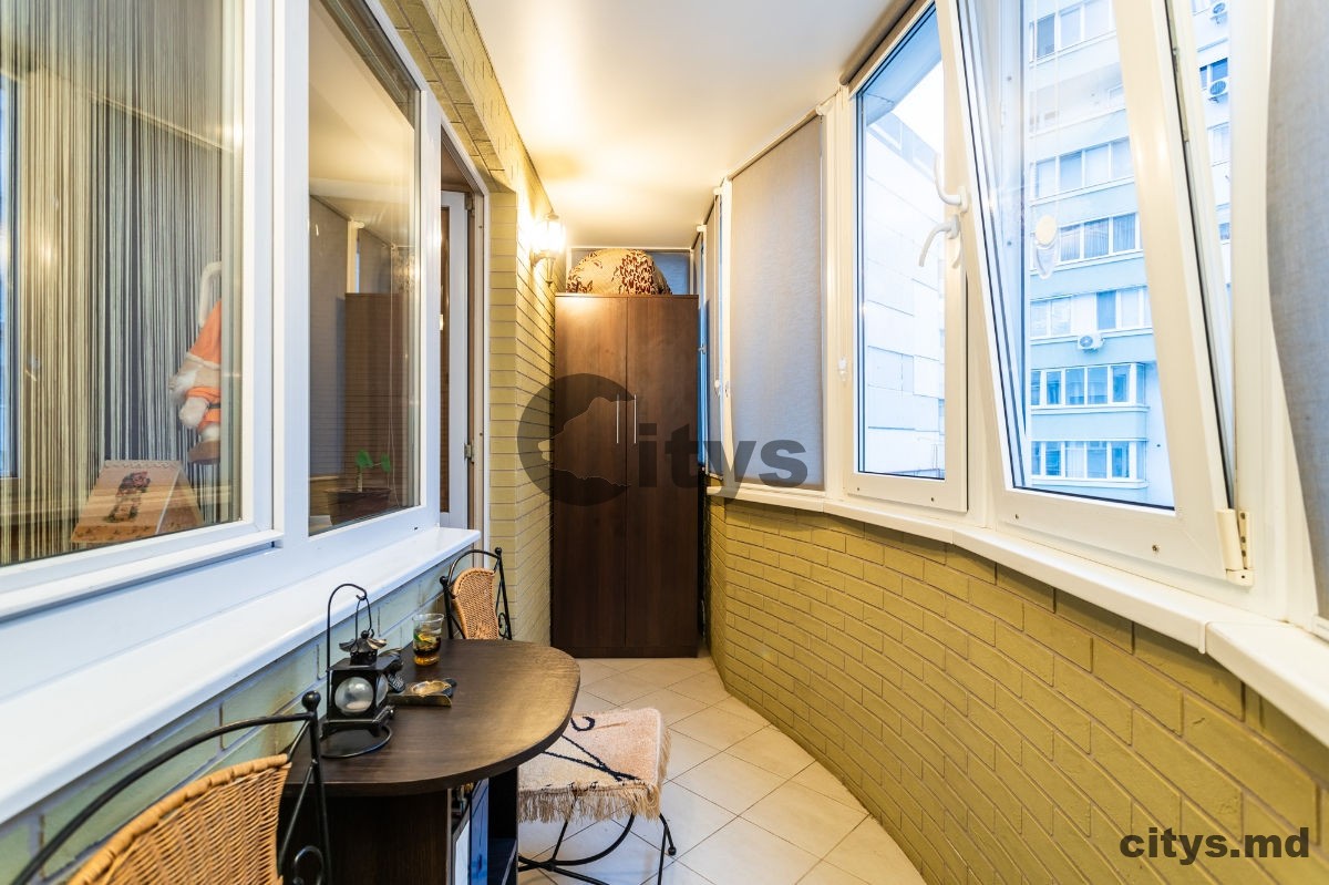 Apartament cu 2 camere, 60m², Мирча чел Бэтран photo 5