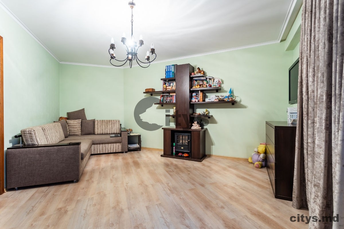 Apartament cu 2 camere, 60m², Мирча чел Бэтран photo 7