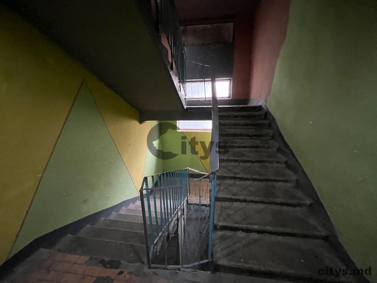 Apartament cu 1 cameră, 34m², Florilor photo 4