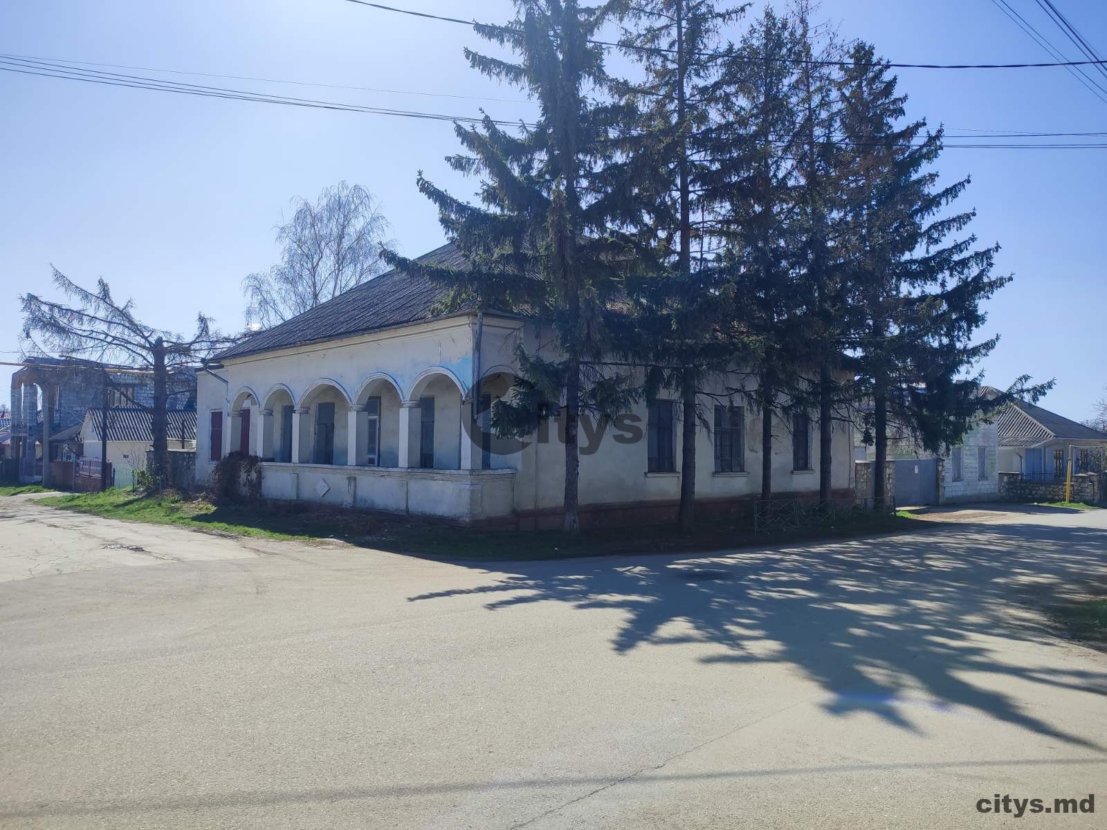 350m², Octavian Cirimpei photo 1