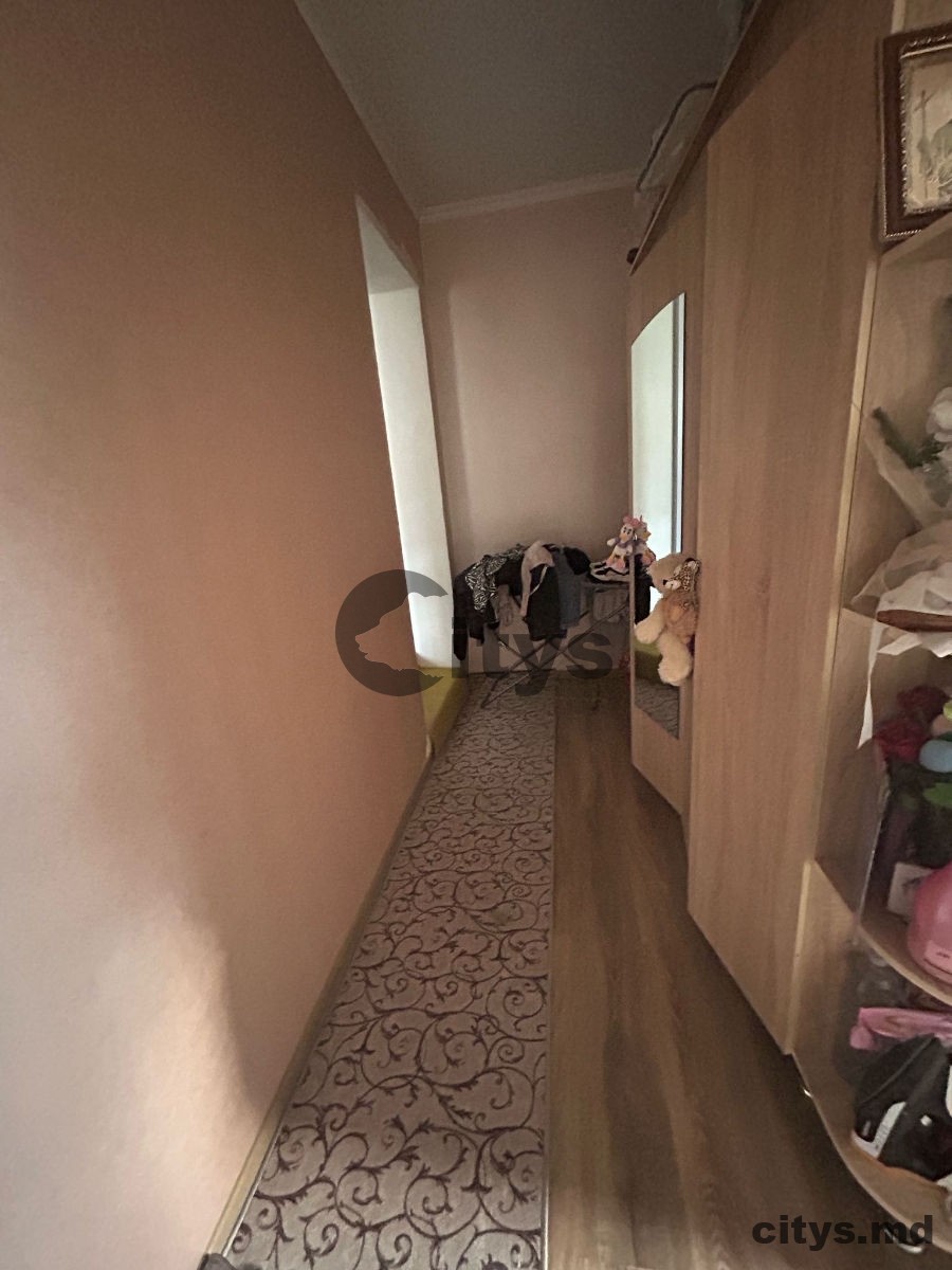 Apartament cu 3 camere, 110m², Petrodava photo 4
