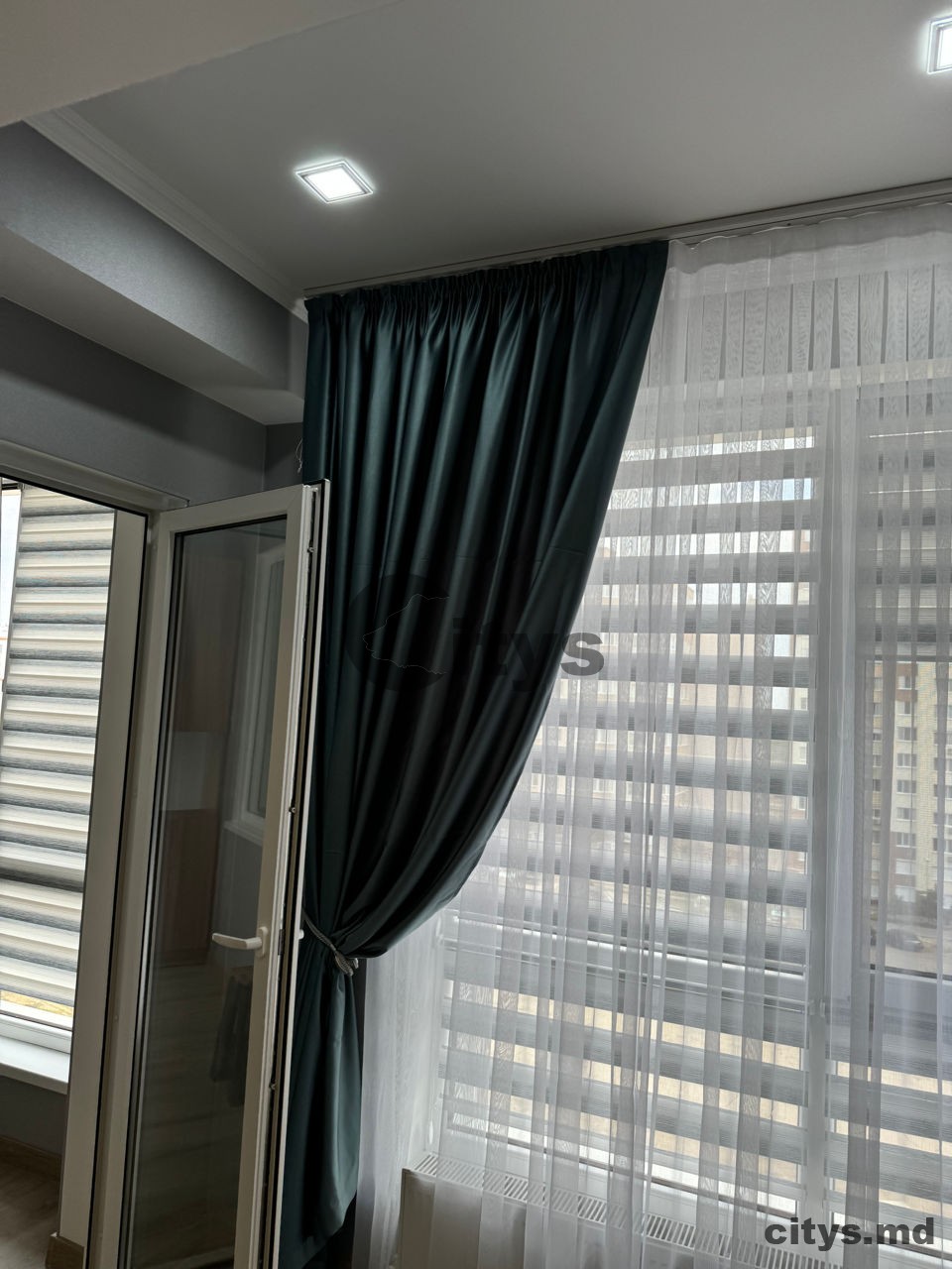 Chirie-Apartament cu 1 cameră, 50m², bd. Mircea cel Bătrân photo 1