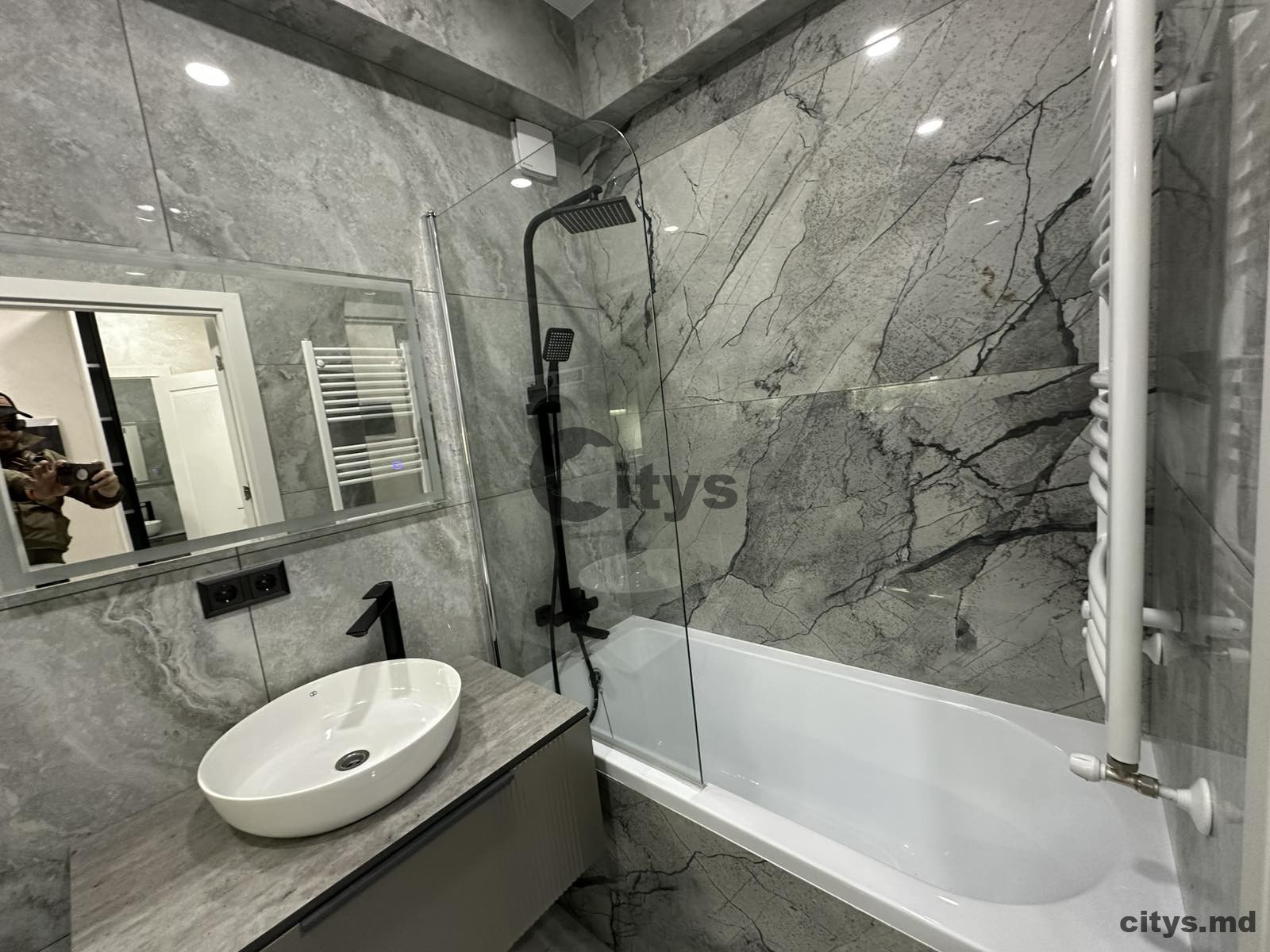 Apartament cu 2 camere, 64m², Buiucani photo 10