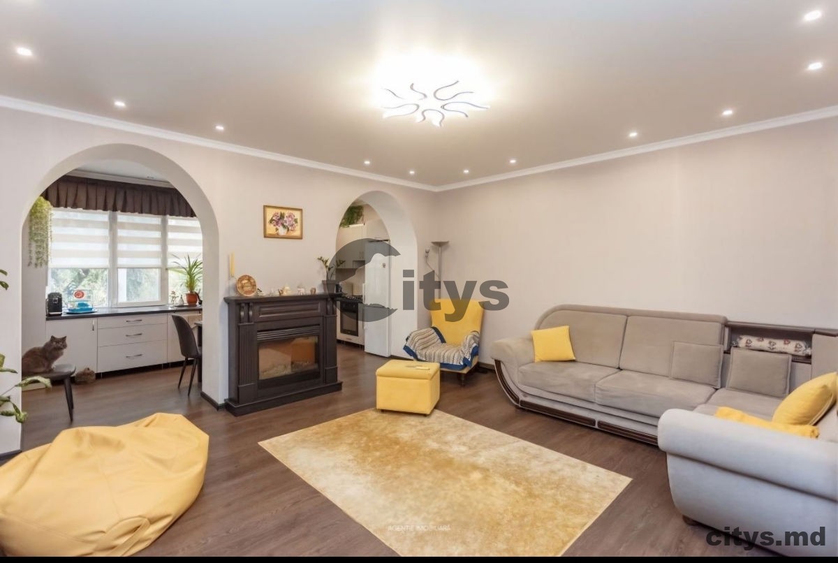 Apartament cu 3 camere, 160m²,Centru, str. Columna photo 0