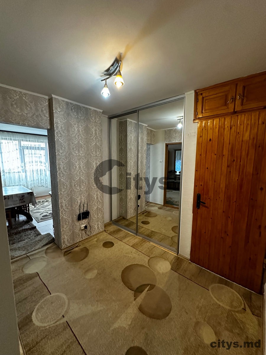 Chirie-3-х комнатная квартира, 65м², str. Ginta Latină photo 8