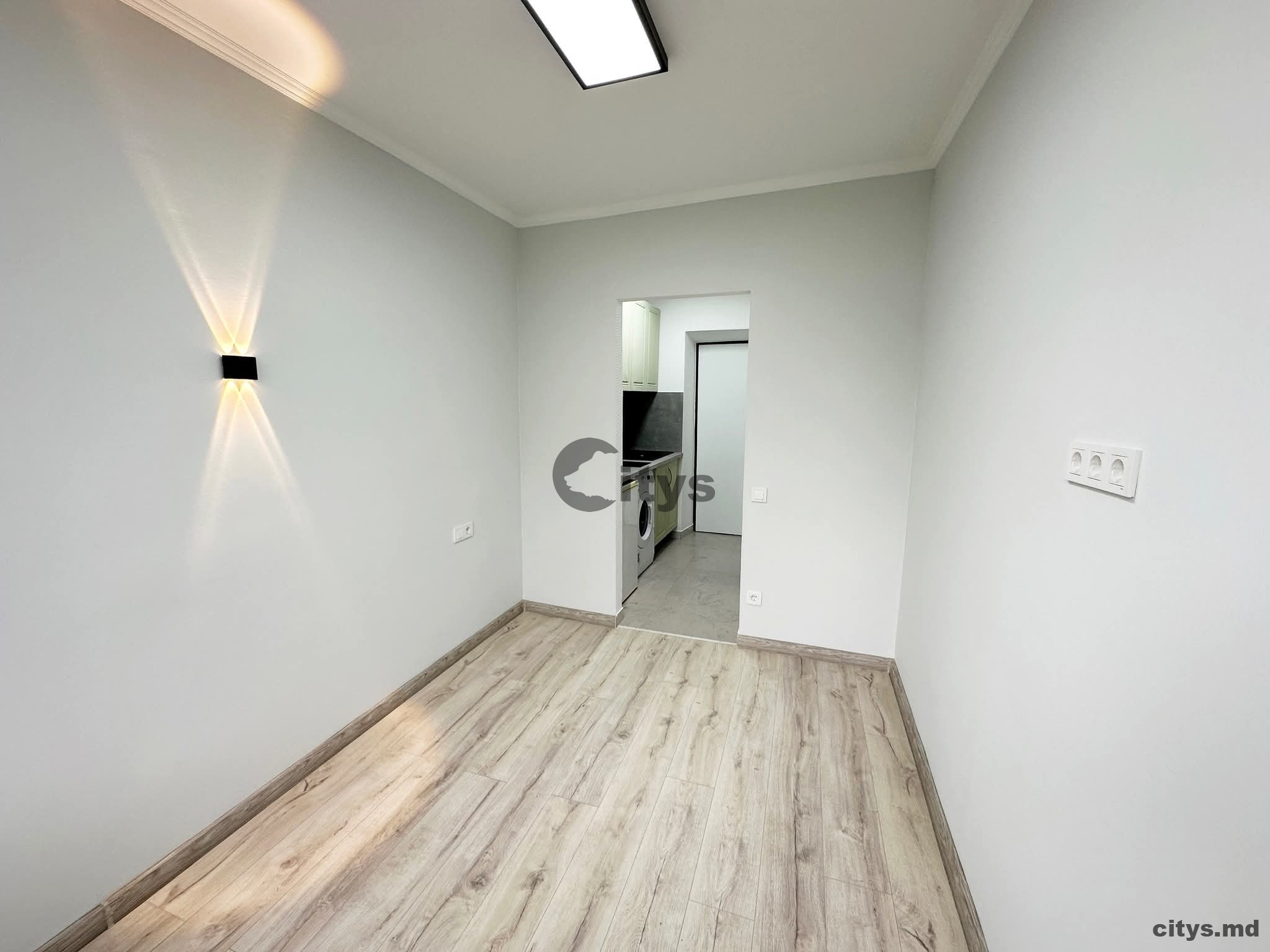 Garsonieră, 19m², Telecentru,Vasile Cheltuială photo 1